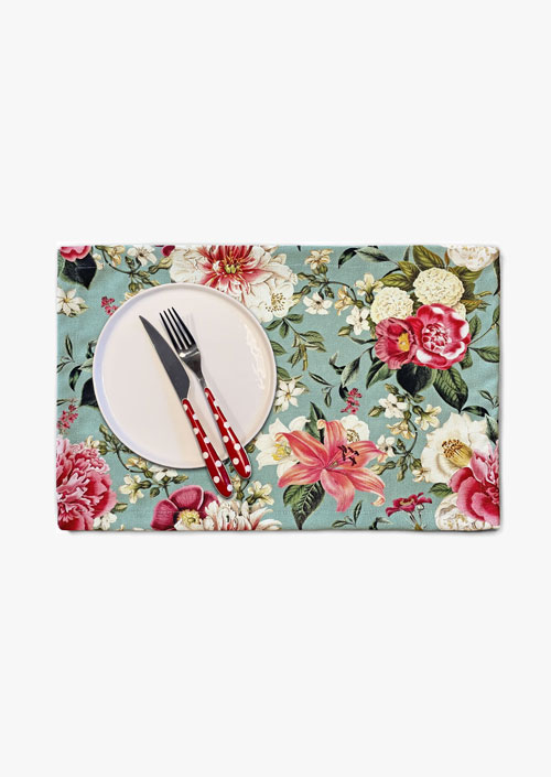 Cotton placemat with floral design on mint background